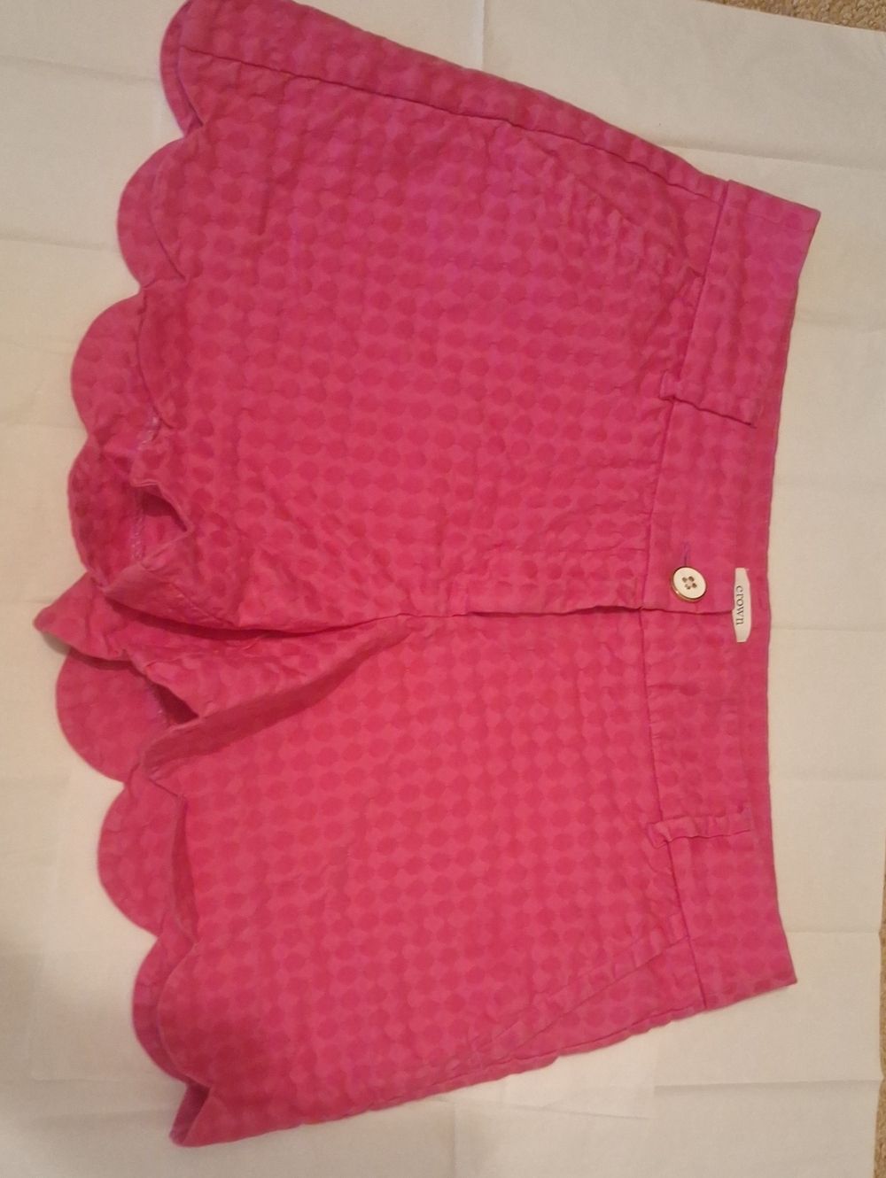 crown & ivy Bright Pink Scalloped Hem High-Waist Shorts